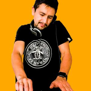 Dj Tach